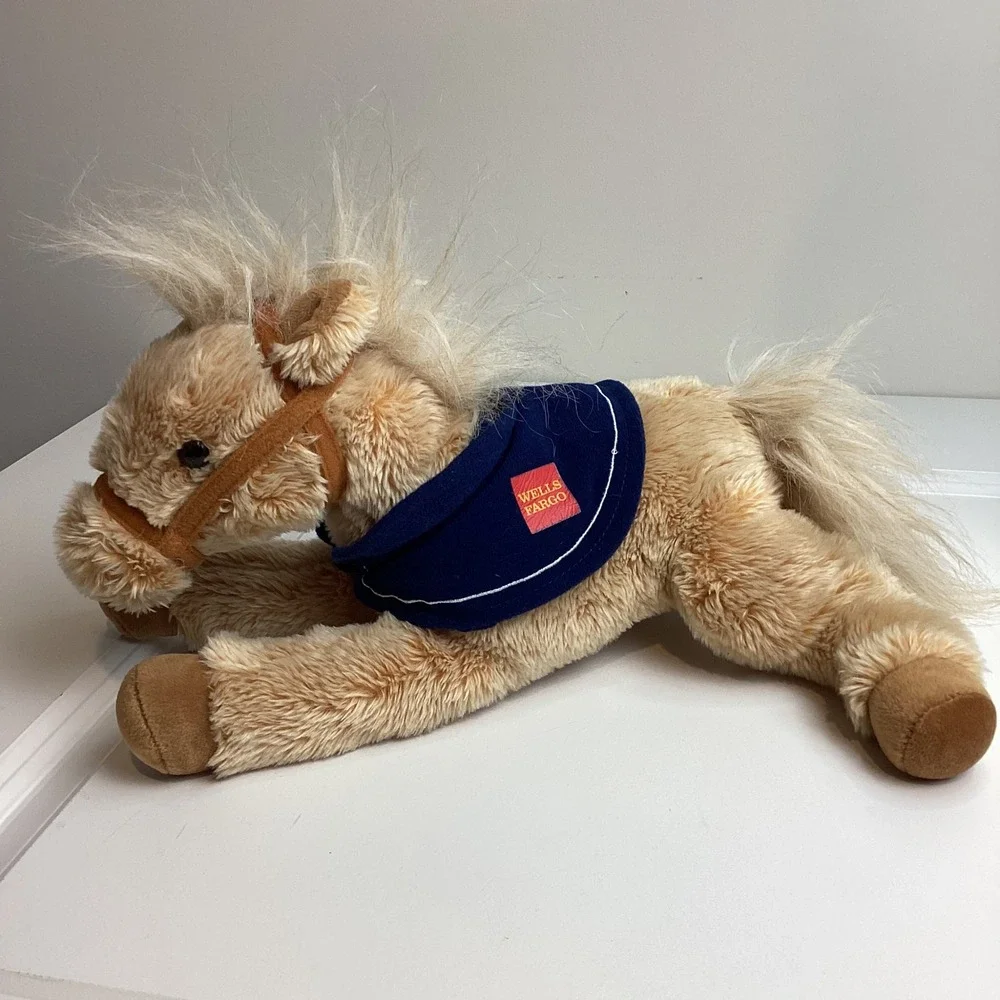 Wells Fargo Legendary Pony Nellie 2015 Plush Stuffed Animal Horse Tan Blonde
